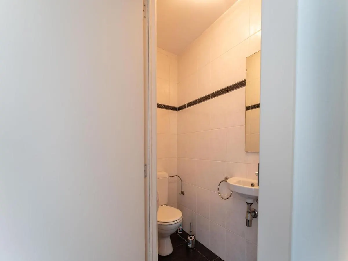Nice Apartment In Bredene With Balcony 比利时