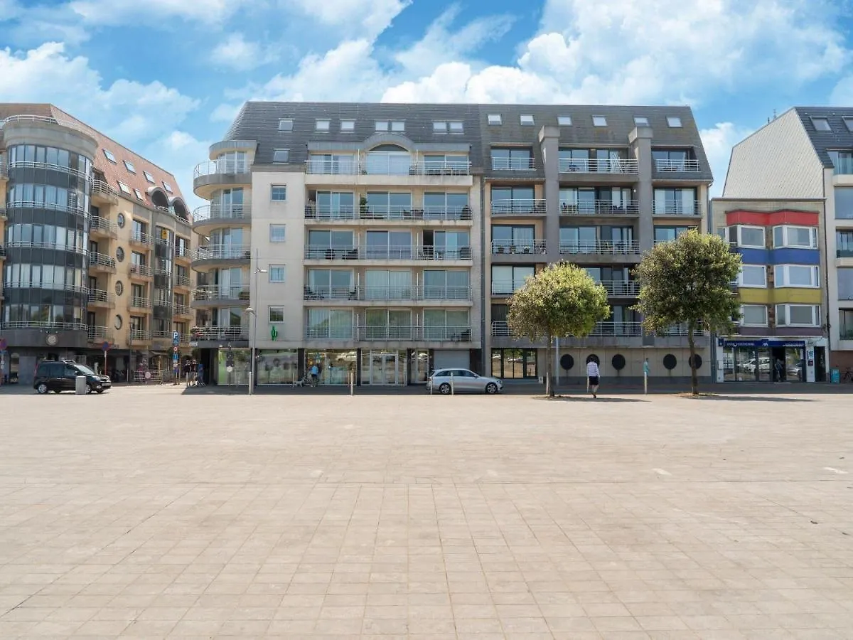 Nice Apartment In Bredene With Balcony
