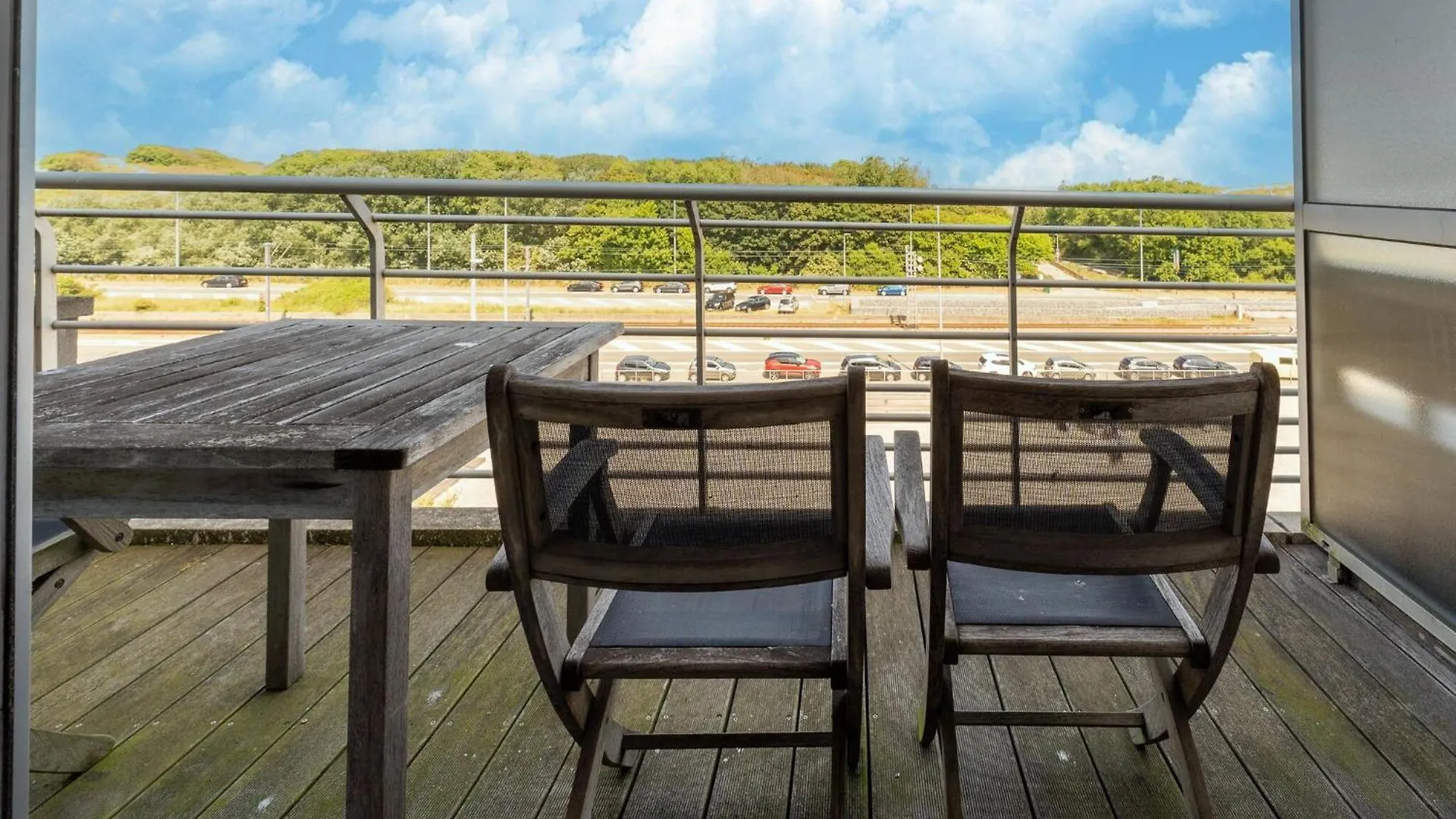 Nice Apartment In Bredene With Balcony